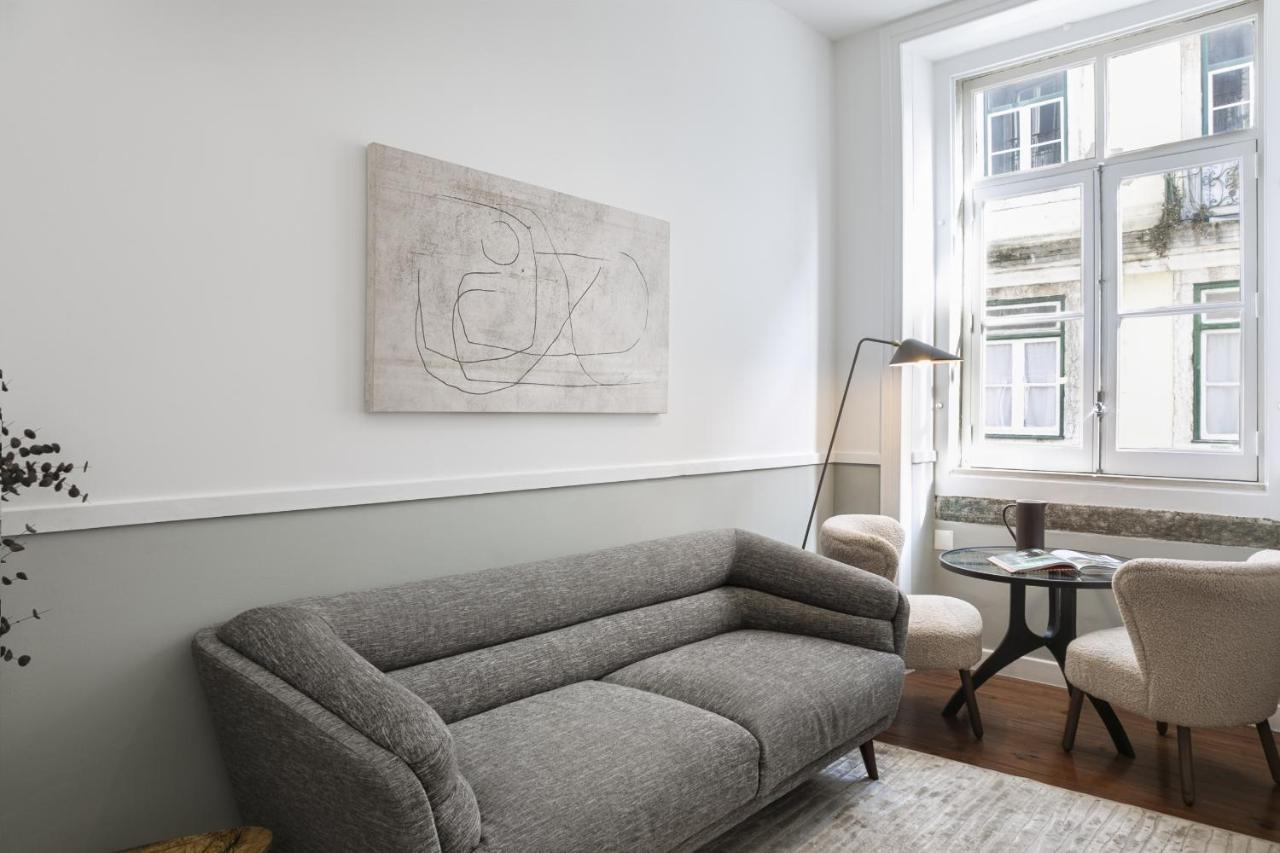 Downtown Flat With Design And Comfort At Downtown Lisbona